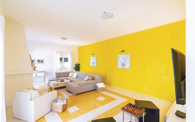 Amazing Home in Blato With Wifi and 4 Bedrooms