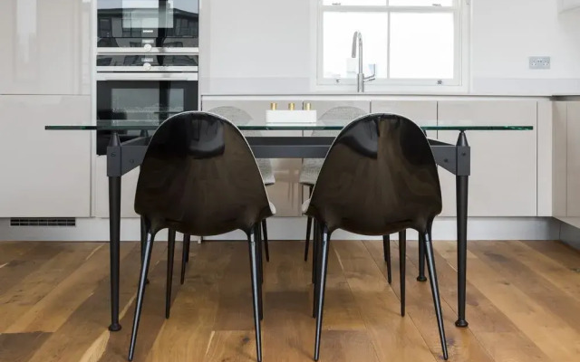 Contemporary 1BR in King's Cross by Sonder