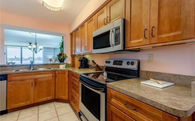 Bahia Vista 7115 - Two Bedroom Condo