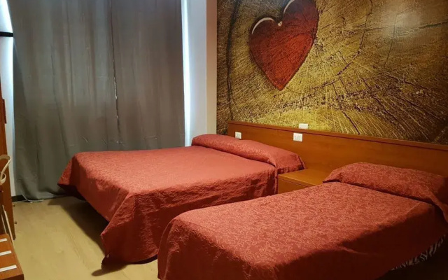 Old Milano House - Hostel