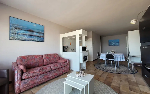 Studio With sea View in Middelkerke