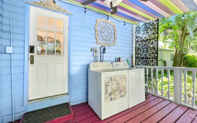 Periwinkle Perch - Home for 4