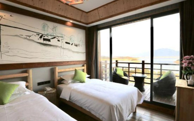 Hillside Mercure Zixing