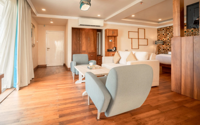 State Beach Resort & Spa