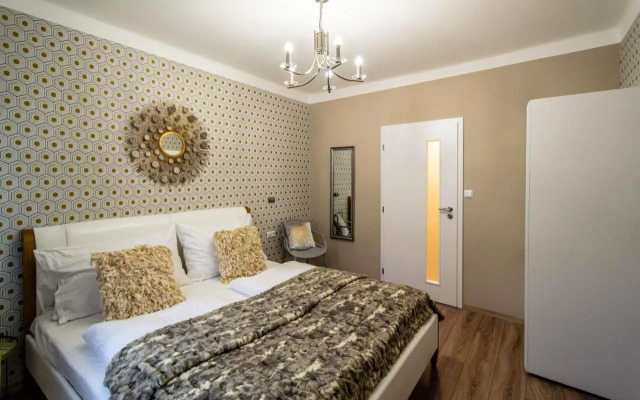 Pastel Art Deco 3BDR Ruterra Apt
