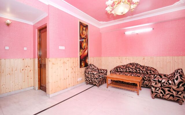 OYO 13110 Home Valley View 3BHK Panthaghati