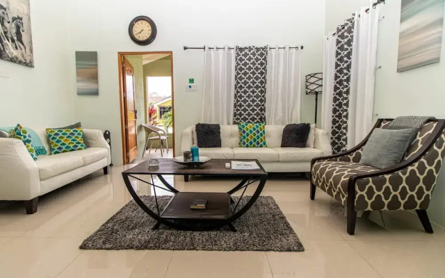 Serenity Retreat Villa Drax Hall