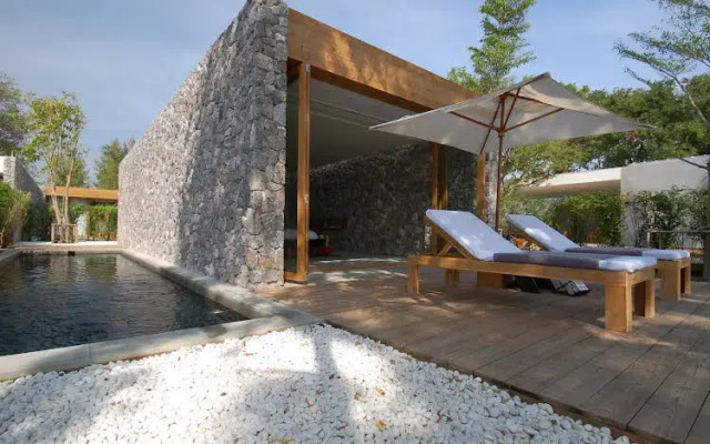 X2 Hua Hin Kui Buri Villas