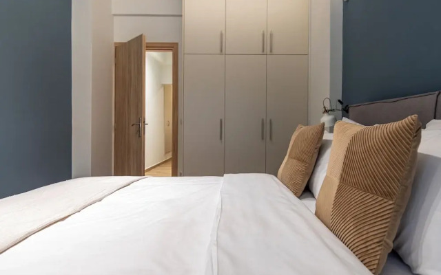 Phaedrus Living Pagkrati Modern Grove