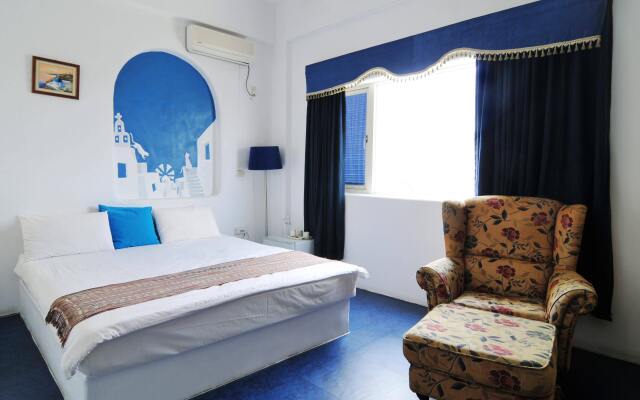 Greek frontier villa