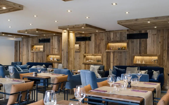 Annapurna - A303 Penthouse T5 Cabin