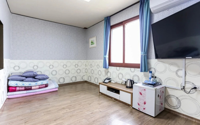 Gangneung Geumseong Motel
