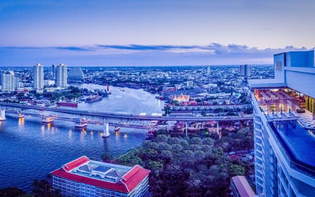 Отель AVANI + Riverside Bangkok Hotel