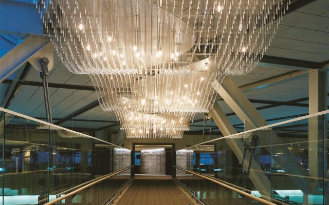 Fairmont Vancouver Airport In-Terminal Hotel