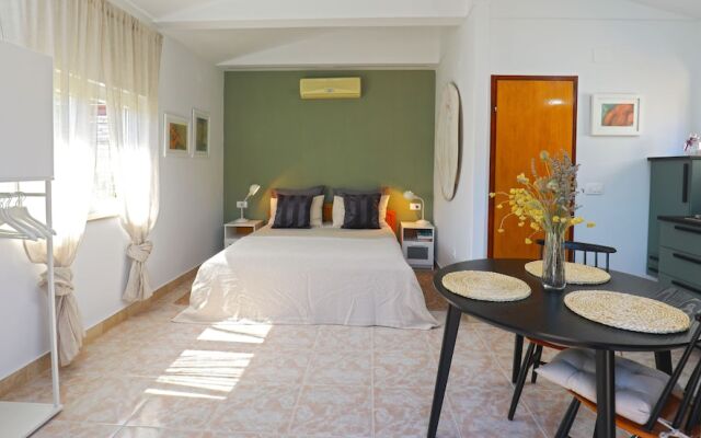 Small Stone House in a Quiet Place Island Solta