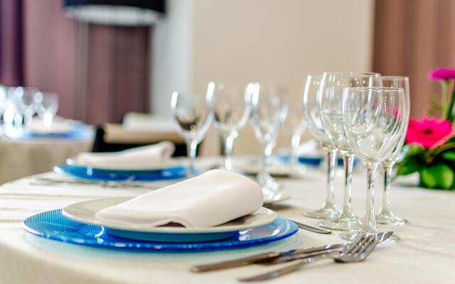 Hotel YIT Vía Sevilla Mairena