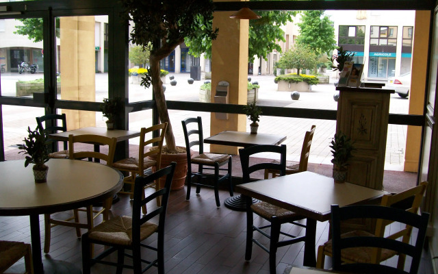 Ibis Annecy Cran Gevrier Hotel