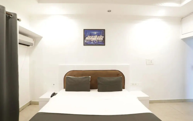 Goroomgo Hotel Hi5 Stay Bhubaneswar
