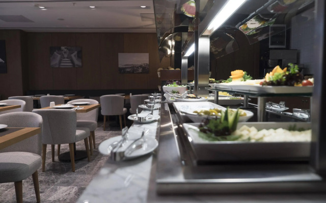 Yuksel Istanbul Yenikapi