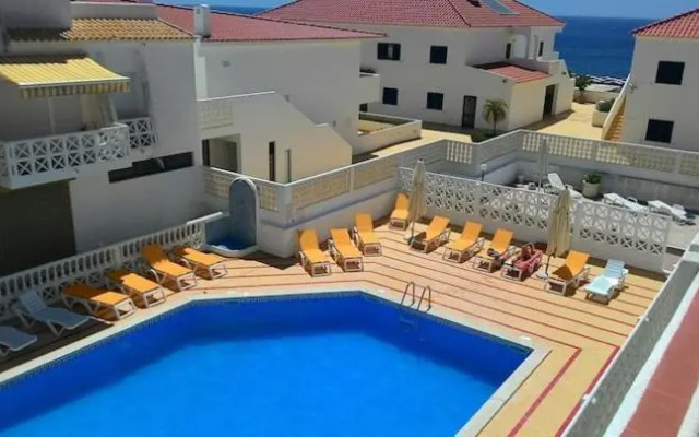 1 bedroomed Apartment - Ocean View - Oura - Beach