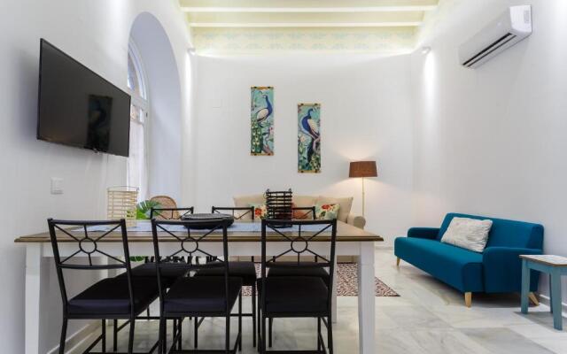 Casa del MALECON by Cadiz4Rentals