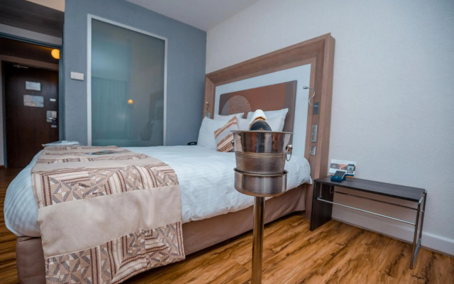 Accra City Hotel