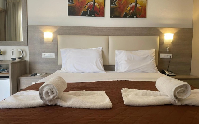 Voula Hotel