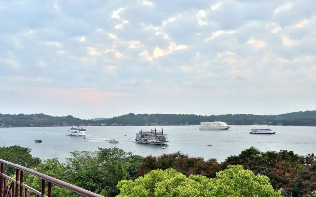 Hotel Mandovi