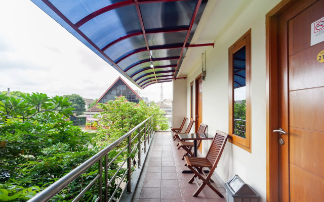 RedDoorz Plus near Universitas Indonesia