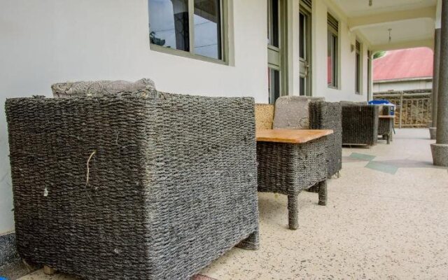 Virunga Campsite and Backpackers