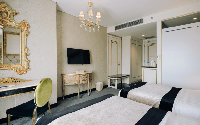 Amaroossa Royal Bogor