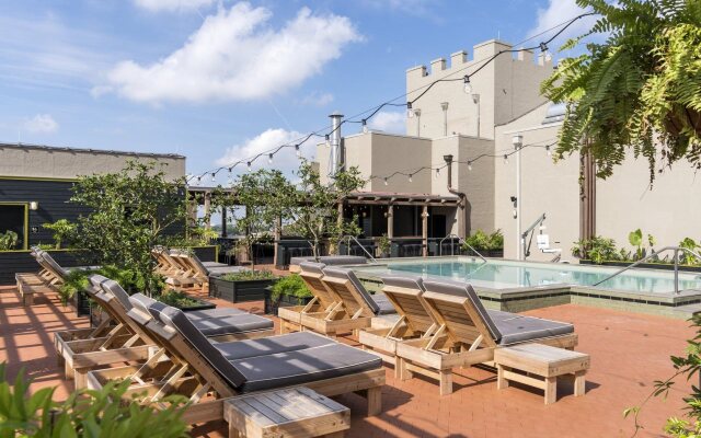The Barnett Hotel