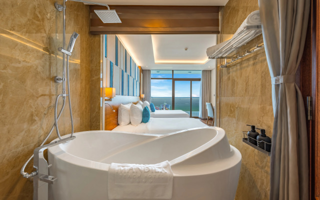 Mandila Beach Hotel DaNang