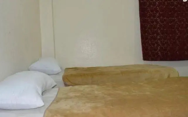 Jewar Al Medina Hotel by OYO Rooms