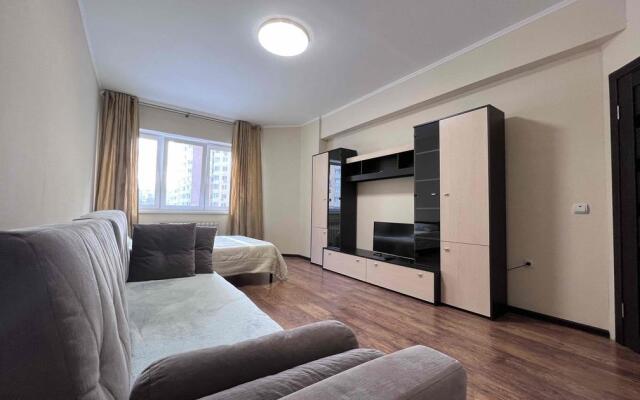 КвартАл на проспекте Маркса 87