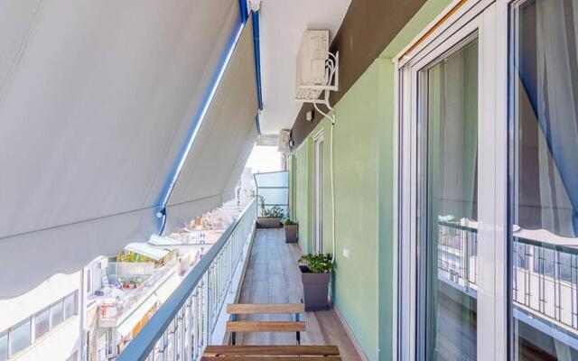 Brilliant apartment for 6 ppl in Athens