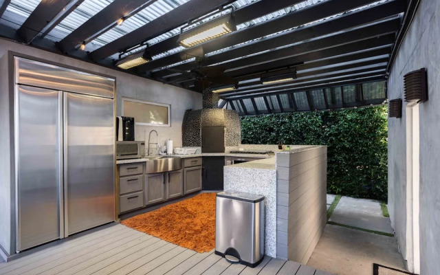 Walefield by Avantstay Mid-wilshire Home + Pool