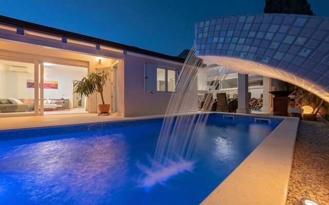 Luxury Villa With Private Pool in Porec