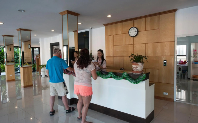 TH Beach Hotel