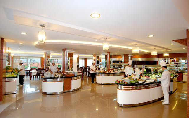 Grand Okan Hotel