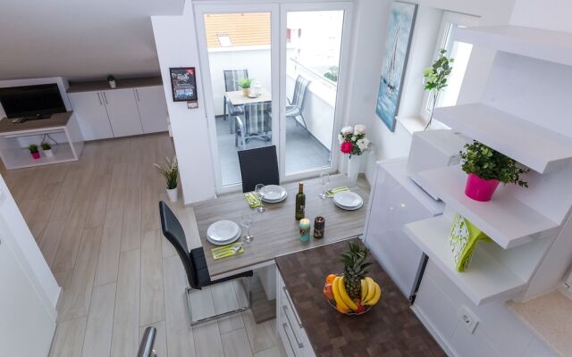 Apartments Adria