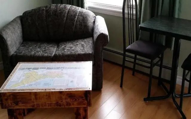 Baker's Lighthouse Motel