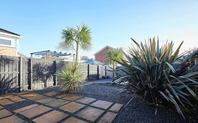 Host Stay Coquet House