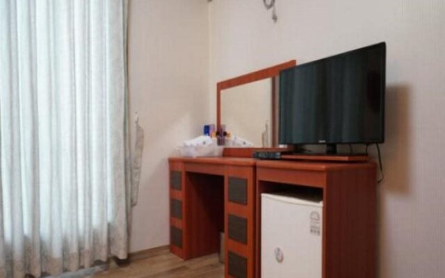 Memberstel Condotel