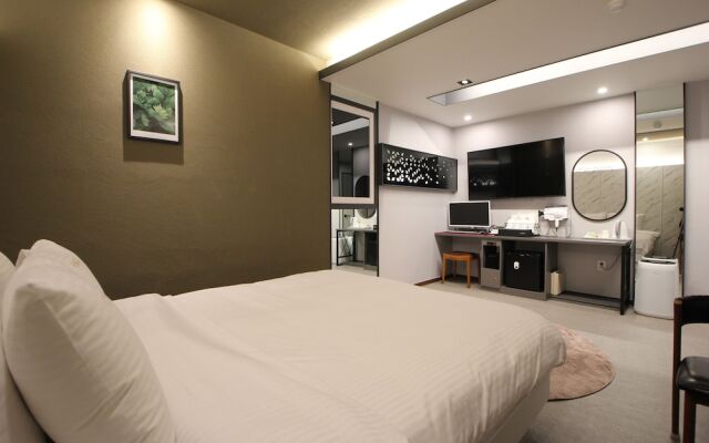 HOTEL Yeogiuhtte Pohang Mundeok