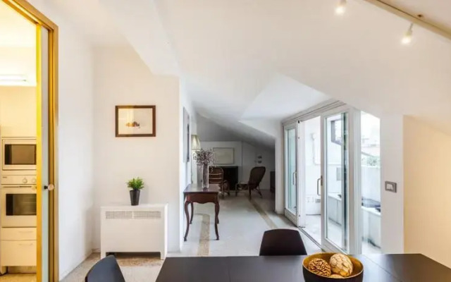 Temporary House – Penthouse Duomo View