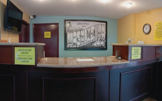Sutton Suites Hotel