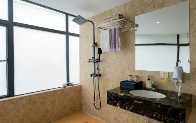 Wangji Business Hotel