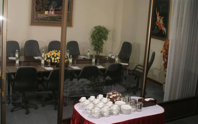Yuzana Garden Hotel