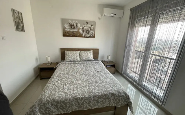 King Peter Apartments